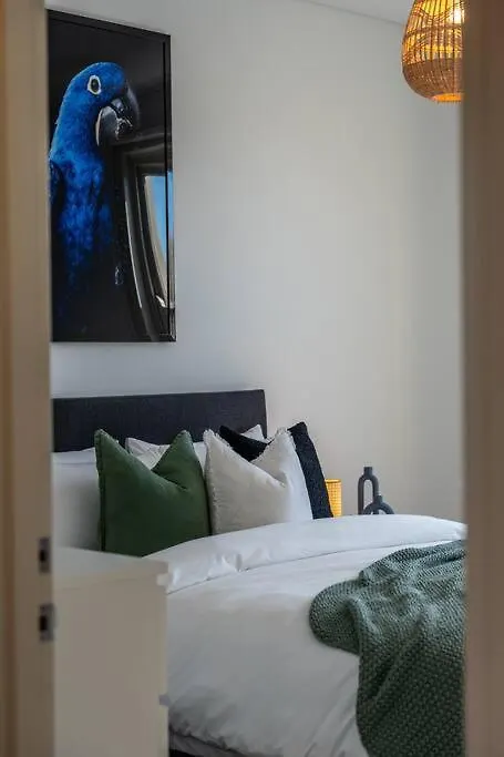 Aqua By The Sea - 1Br, Beachfront, Pool & Gym Henley Beach South Apartment